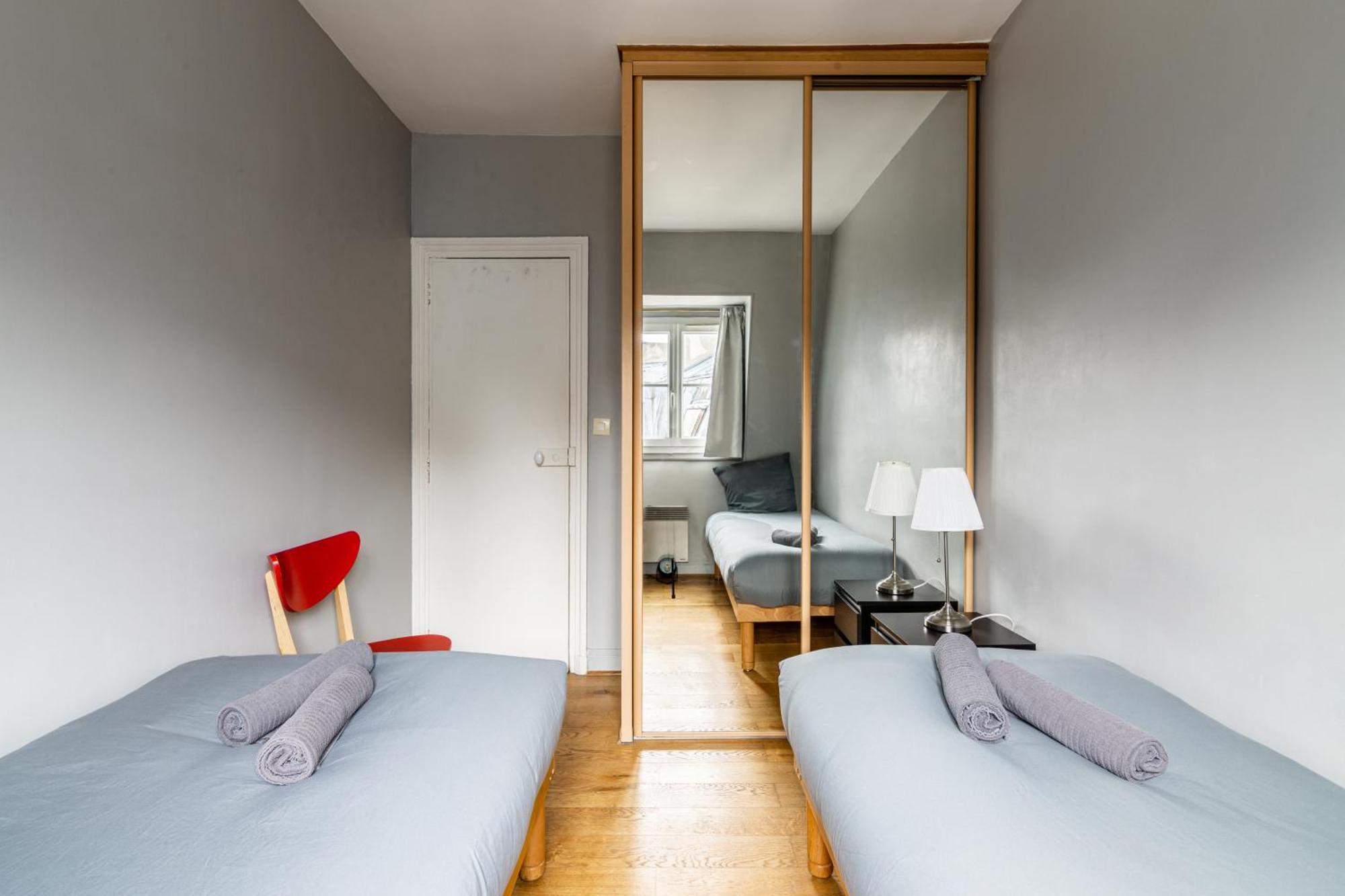 Luxurious 2 Bedroom Tour Eiffel Bourdonnais Free Netflix Parigi Esterno foto